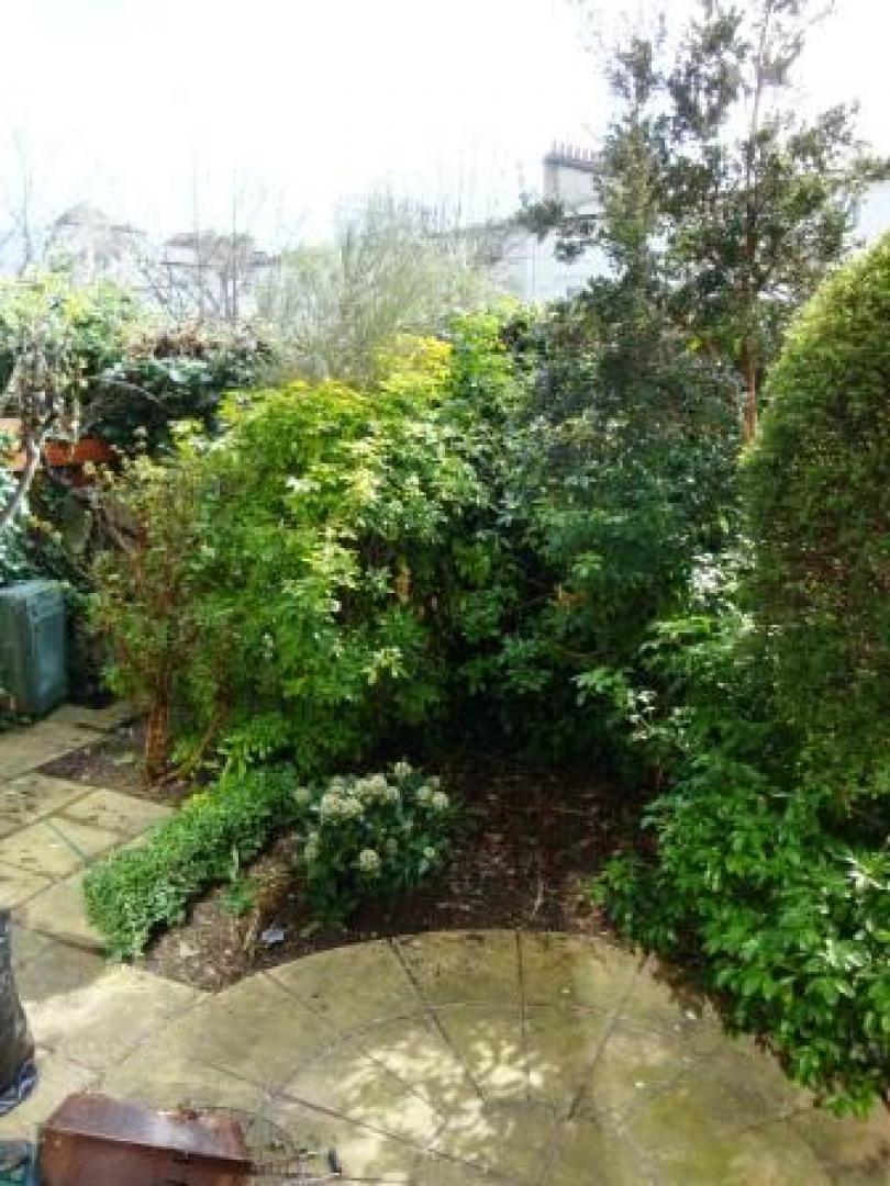 			NEW INSTRUCTION, 5 Bedroom, 1 bath, 1 reception House			 Abbey Road, WEST/SOUTH HAMPSTEAD